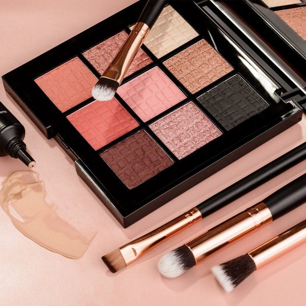 MIA MAKE UP - GLAM EYESHADOW HOT SMOKEY PALETTE - Image 2